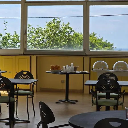 Hotel Savoia Procida