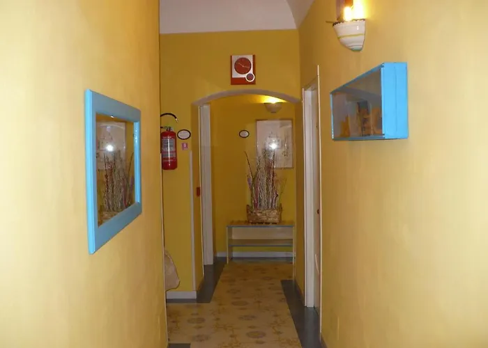 萨沃伊亚酒店 酒店 3*